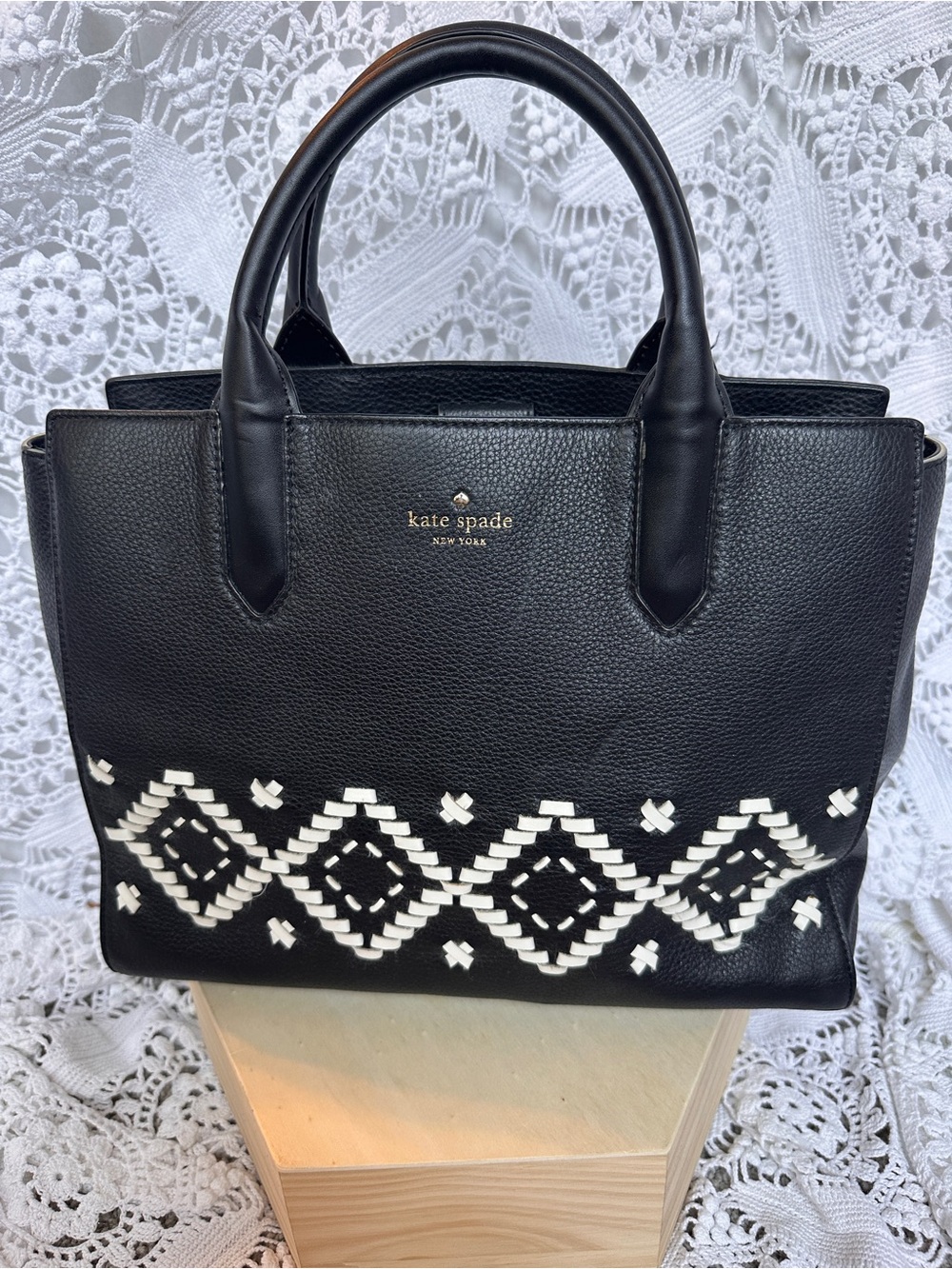 Kate Spade Flynn Street Large Meriwether Tote Black Leather Whipstitch